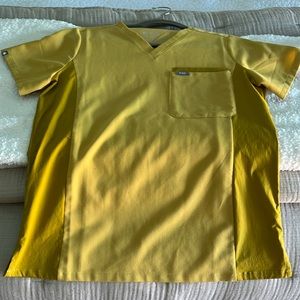 Figs women two tone gold one pocket scrub shirt, size small